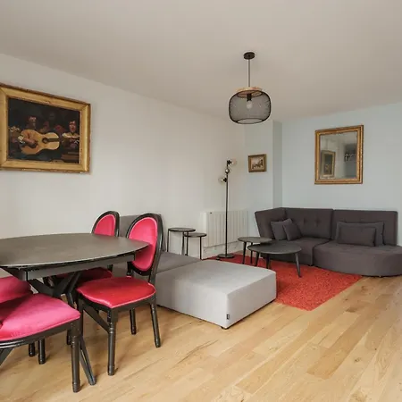 Calme En Centre-ville Avec Parking