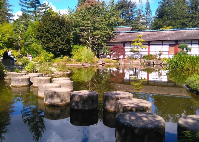 Calme En Centre-ville Avec Parking アパート *