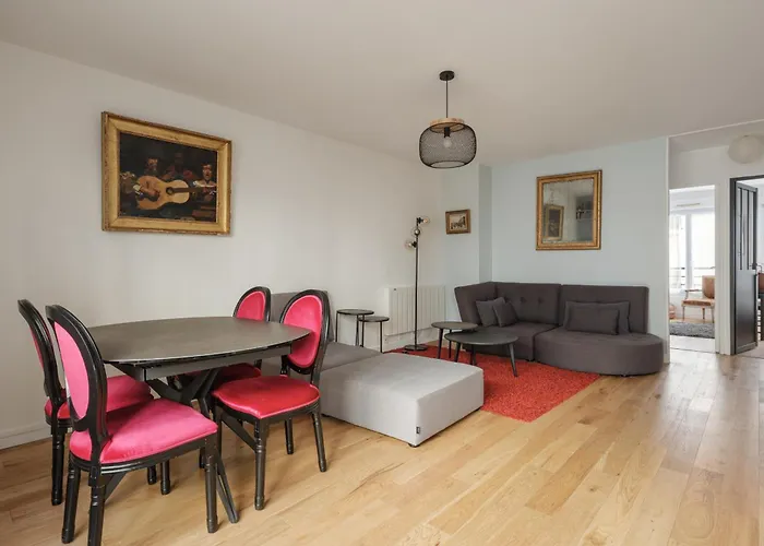 Calme En Centre-ville Avec Parking