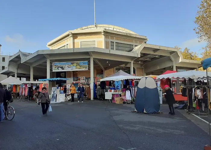 Calme En Centre-ville Avec Parking Nantes