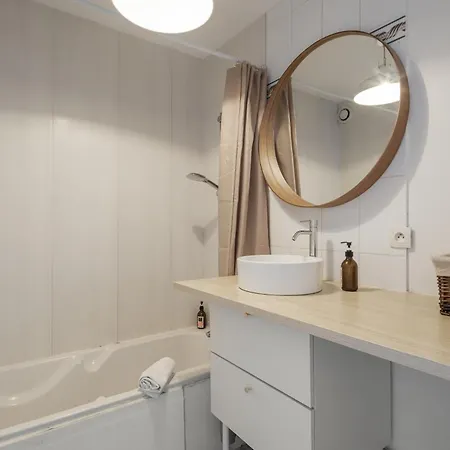 Calme En Centre-ville Avec Parking